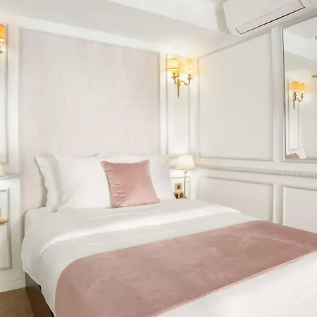 Merveil - Luxury - Louvre - Rambuteau Apartment *